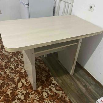 Стол кухонный б у