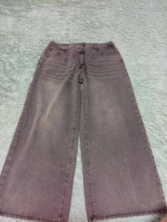 Продам джинсы очень большого размера.