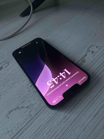 Продам айфон 13