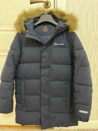 Продам куртку зимнюю на мальчика
