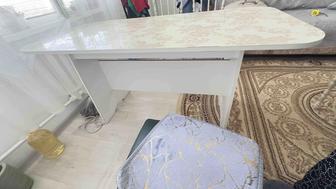 Стол обеденный