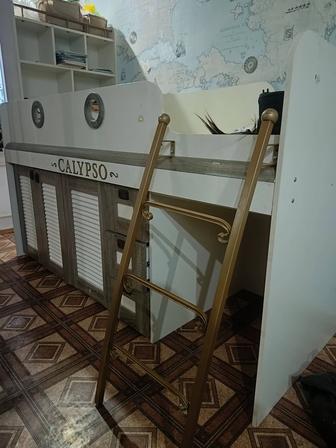 Продам детскую кровать
