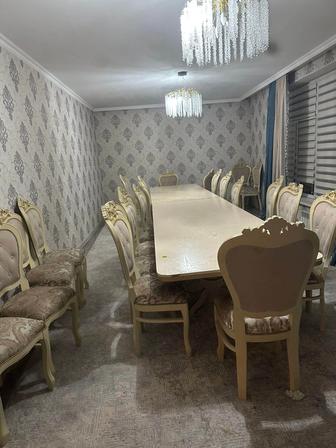 Продам стол и стулья