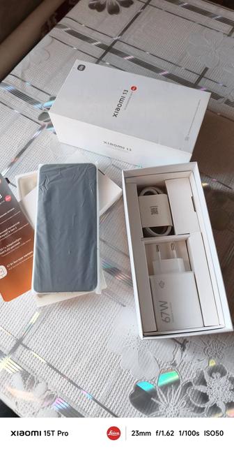 Продам новый Xiaomi 13!