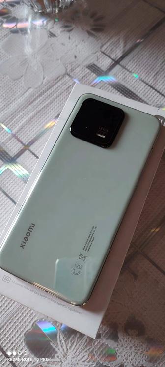 Продам новый смартфон Xiaomi 13!