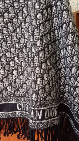 Продам женский палантин, платок