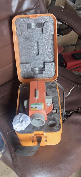 Продам нивелир бу