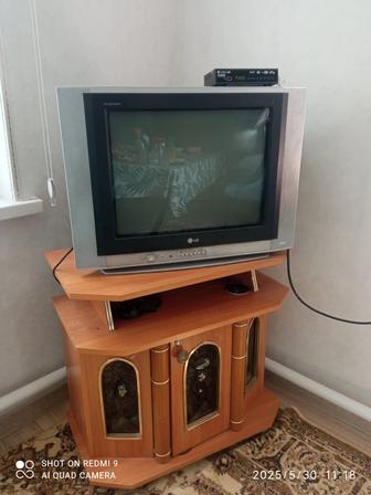 Телевизор