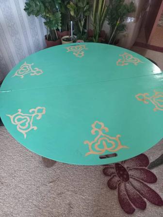 Продам казахский круглый стол