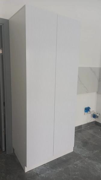 Шкаф белый ребристое полотно