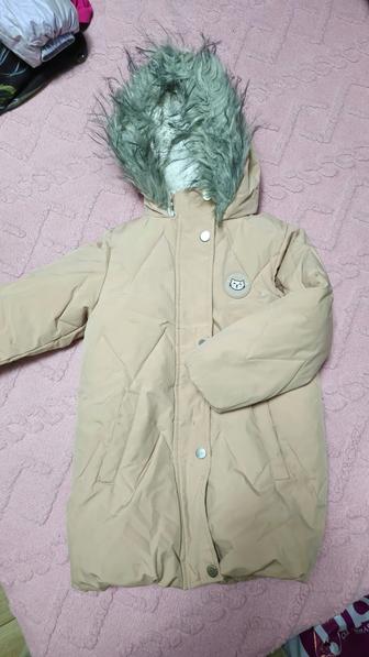 Продам куртку для девочки