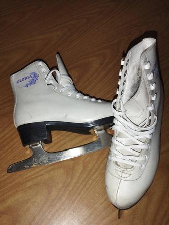 Коньки фигурные
