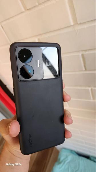 Продам мобильный телефон . Realme gt neo 5