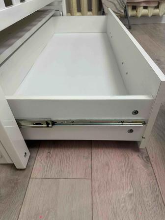 Продам детскую кроватку