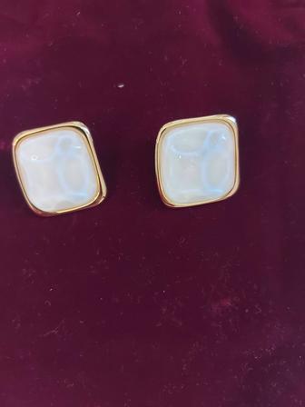 Керемет сырға Керемет бағада алып үлгеріңіздер