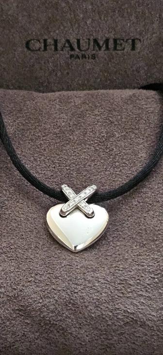 Бренд CHAUMET LIENS оригинал золотая подвеска 750 пробы с бриллиантами.