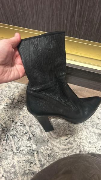 Продам осенние ботильоны