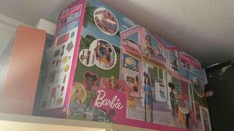 Продам кукольный дом Barbie