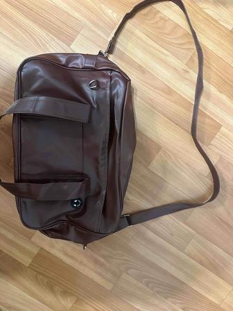 Продам кожаную сумку