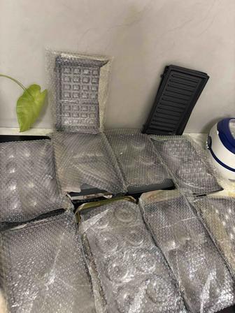 Продаю вафельницу новую