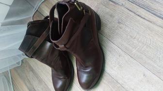 Продаются сапоги весенние производство Италия