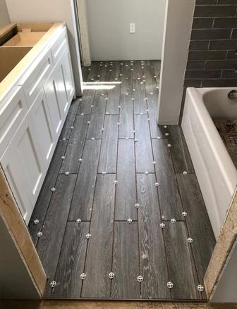 Кладка кафеля , мелкосрочные работы.