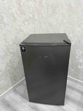 Продам мини холодильник