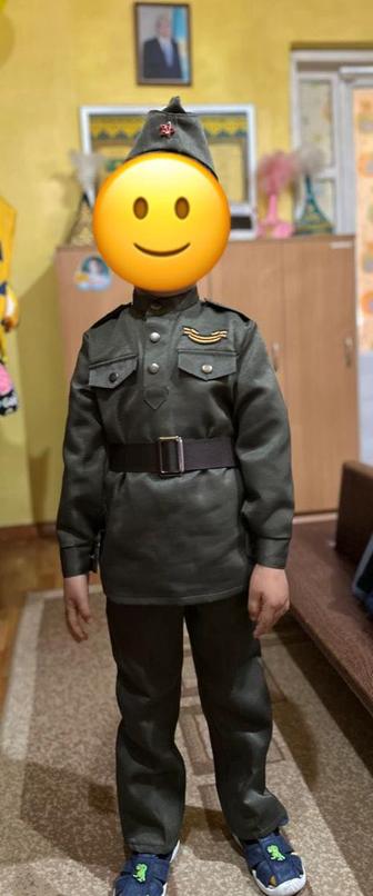 Военный костюм советского солдата