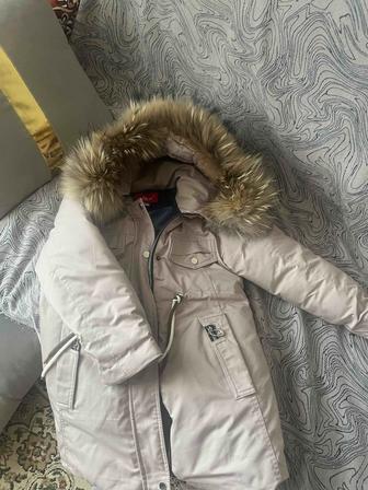 Продам парку на девочку