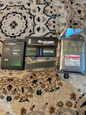 Продаеться SSD память оперативный