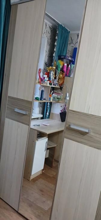 Продам шкаф