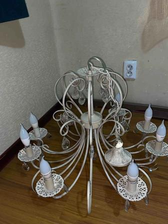 продам люстру