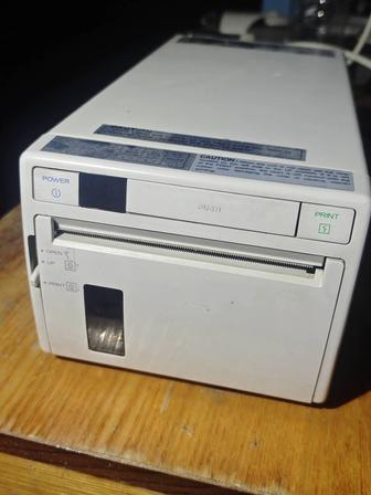 Продам видео принтер для УЗИ аппарата