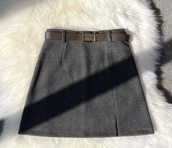 Продам юбку XS новую
