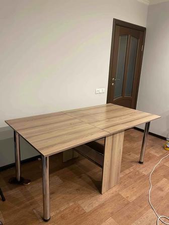 Стол трансформер / Стол книжка