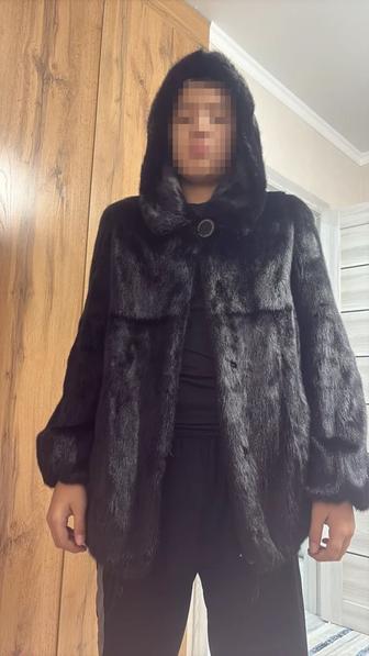 Продам норковую шубу
