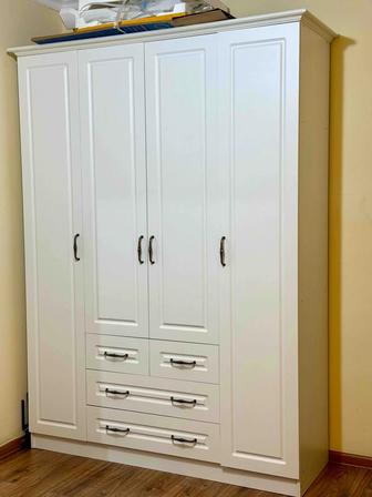 Продам шифоньер