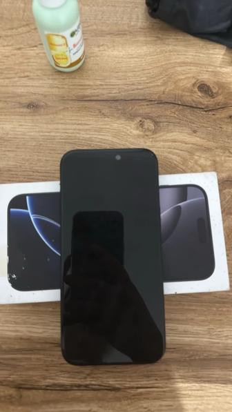 iPhone 16 Pro Max 256 GB (черный)