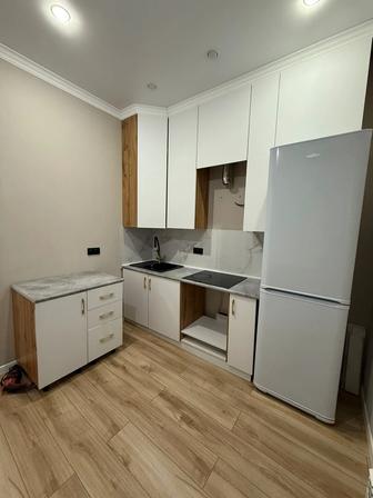 продам кухонный гарнитур, без плитки и раковины