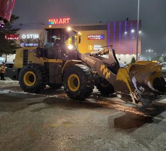 Услуги погрузчика 3 куба с опытным оператором