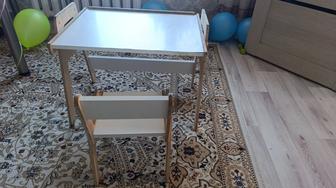 Продам детский столик