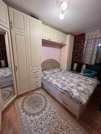 Продам спальный гарнитур