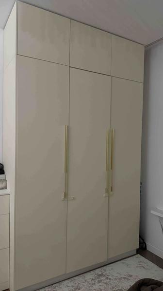 Шкаф МДФ 1.6 метров