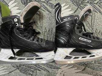 Продам коньки BAUER