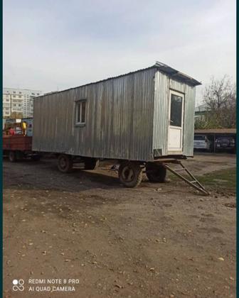 Вагон на колесах