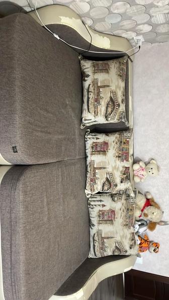 Отдам тахту. Б/у