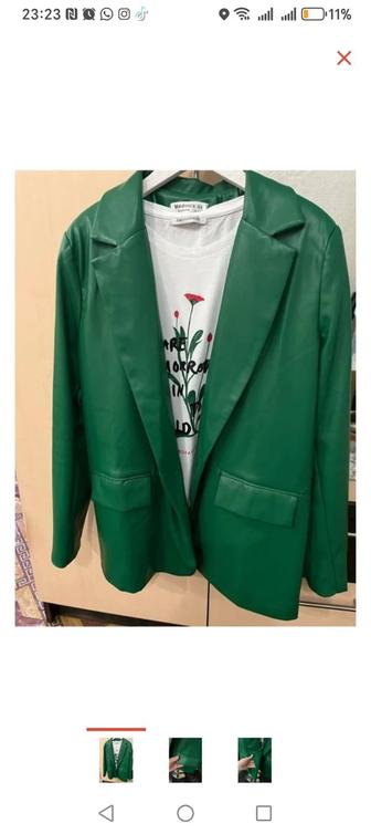 Продам костьюм экокожа