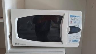Продам микроволновую печь
