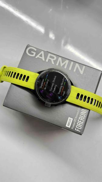 Спортивные смарт-часы Garmin Forerunner 965
