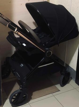 Коляска десткий